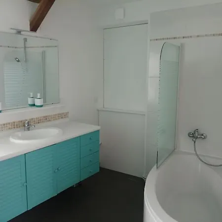 Maison Pleine De Charme Vakantiehuis Saint-Etienne-de-Mer-Morte